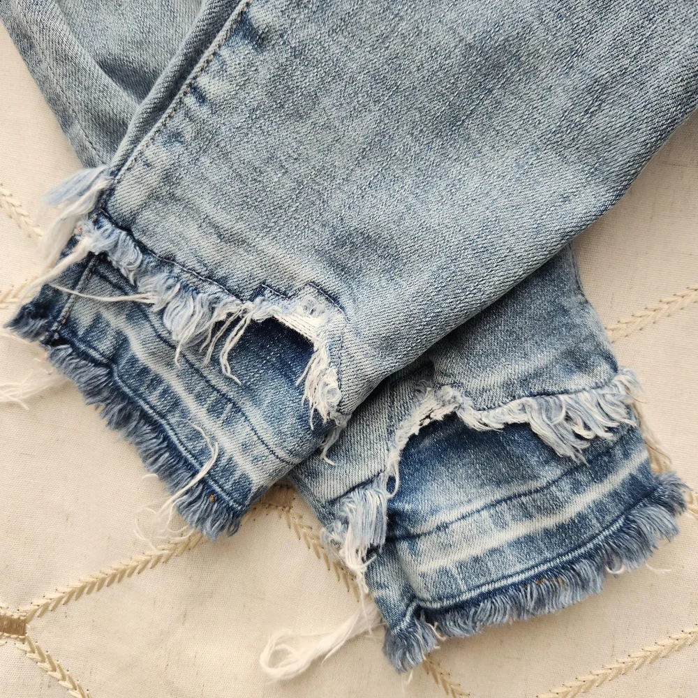 Dear John Sky Blue Ankle Jeans with Distressed Hem‎ Sz 25